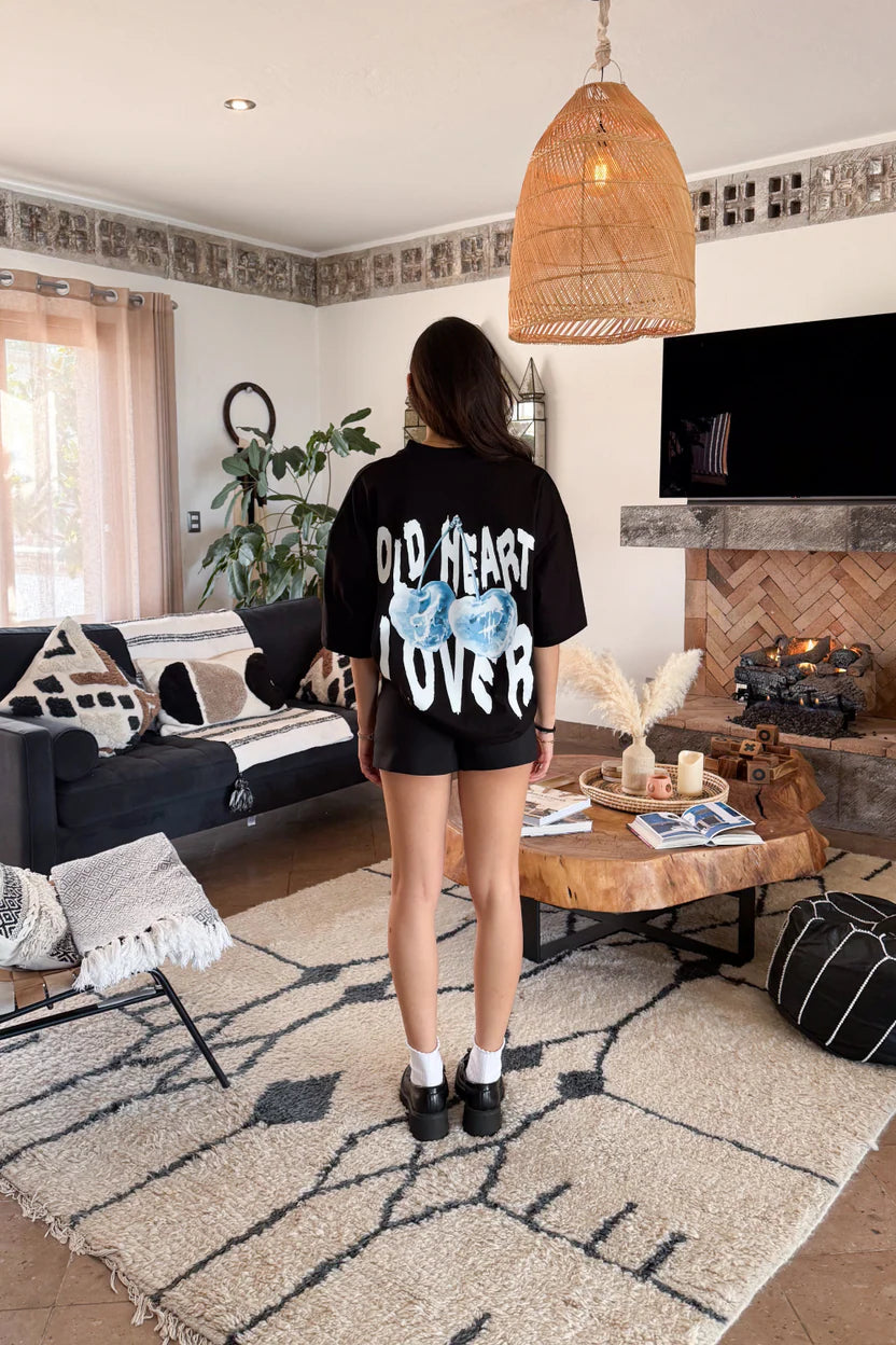 Áo Cold Hearts Tee